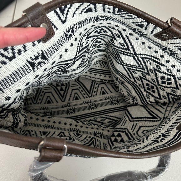 NWT Thirty-One tote bag and matching pouch - Picture 4 of 5